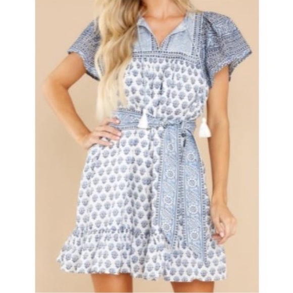 Cleobella Leah Mini Dress Blue White Hydrangea Floral Flutter Sleeve Belt Size M - Picture 9 of 15